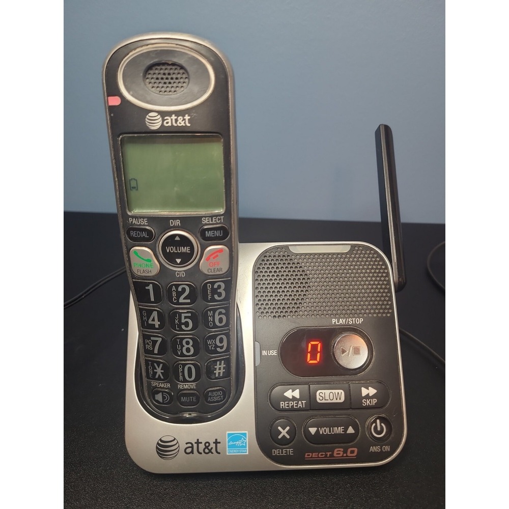 Working AT&T‎ Black Cordless Telephone & Answering Machine Model #TL32100